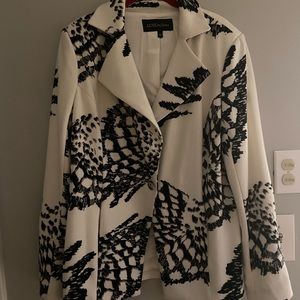 Black and White LUXE by Inna